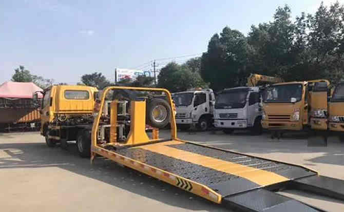 临洮汽车中途维修案例